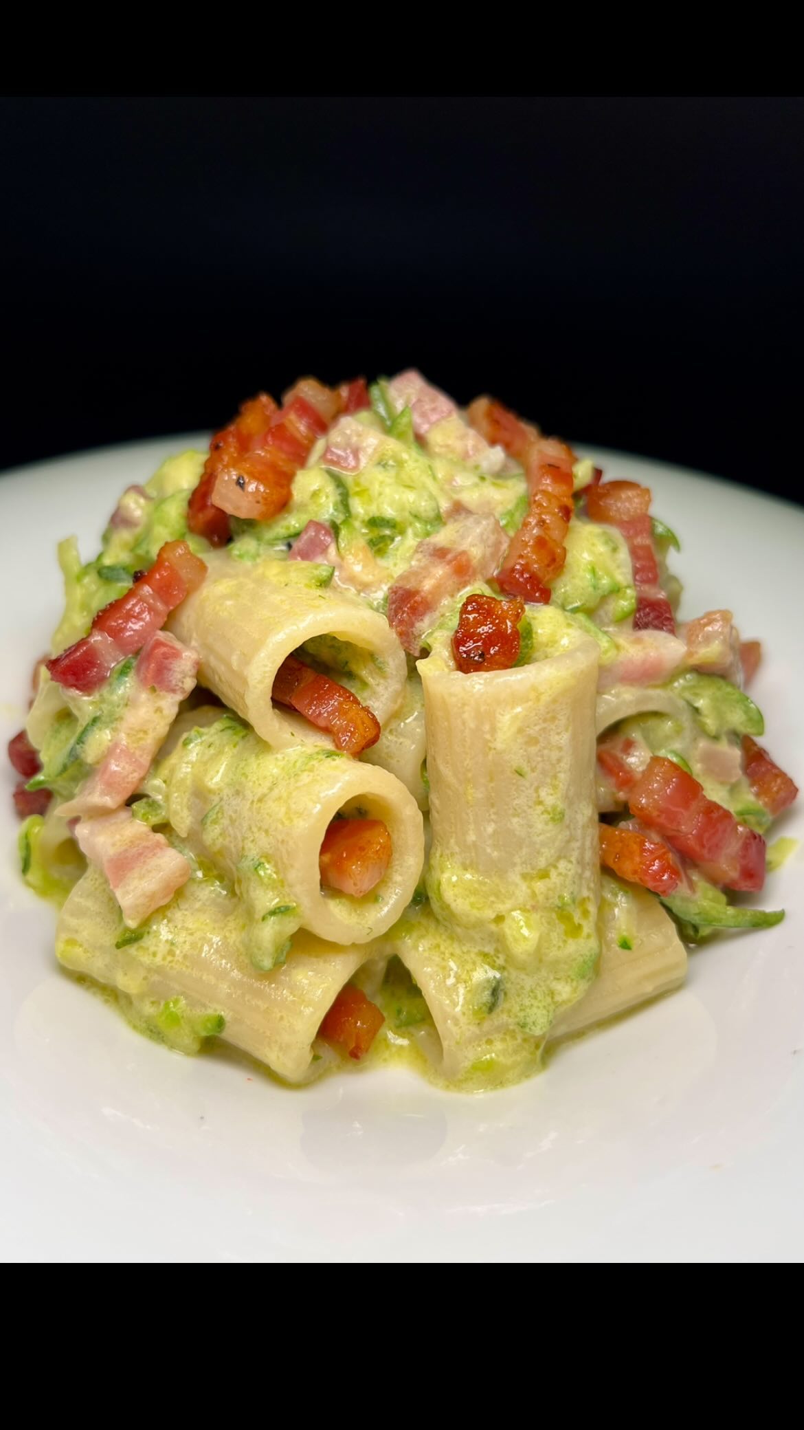 Robilas Ricetta Pasta con Zucchine, Robiola e Pancetta croccante - Una stella in cucina